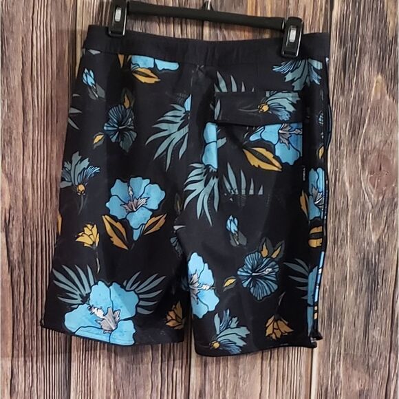O'Neill Swim Shorts  - Picture 7 of 15